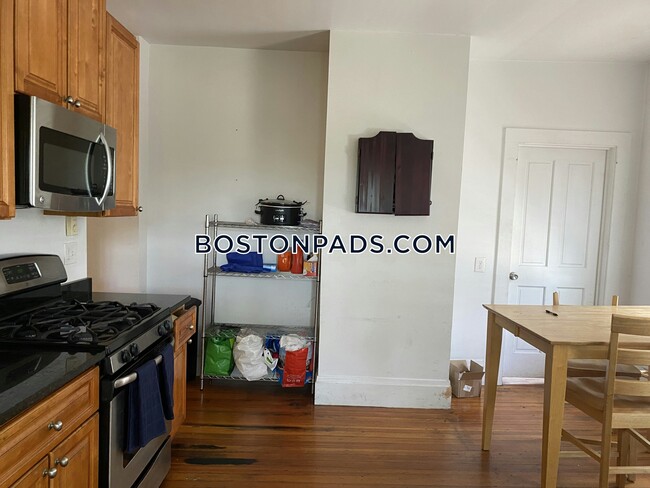 27 Buttonwood St in Boston, MA - Building Photo - Building Photo
