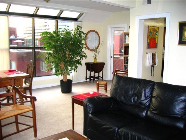 1021 Arlington Blvd, Unit 1216 in Arlington, VA - Building Photo - Building Photo