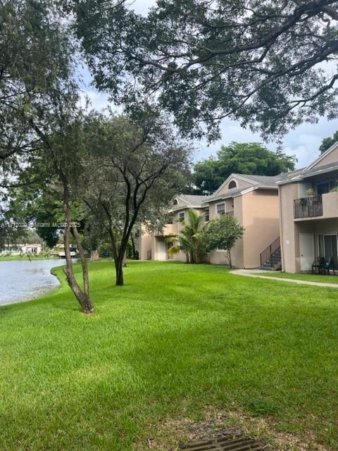 1821 NW 96th Ter, Unit #5O in Pembroke Pines, FL - Foto de edificio