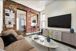 303 Broome St, Unit 3 in New York, NY - Building Photo