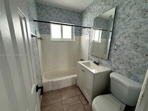 1885 SW 4th St in Miami, FL - Building Photo - Building Photo