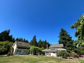 18650 Stafford Rd, Unit Stafford Road ADU in Lake Oswego, OR - Building Photo - Building Photo