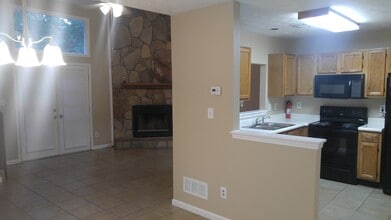 1924 Cornell Way in Morrow, GA - Building Photo - Building Photo