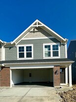 2075 Barleybrook St in Batavia, OH - Building Photo