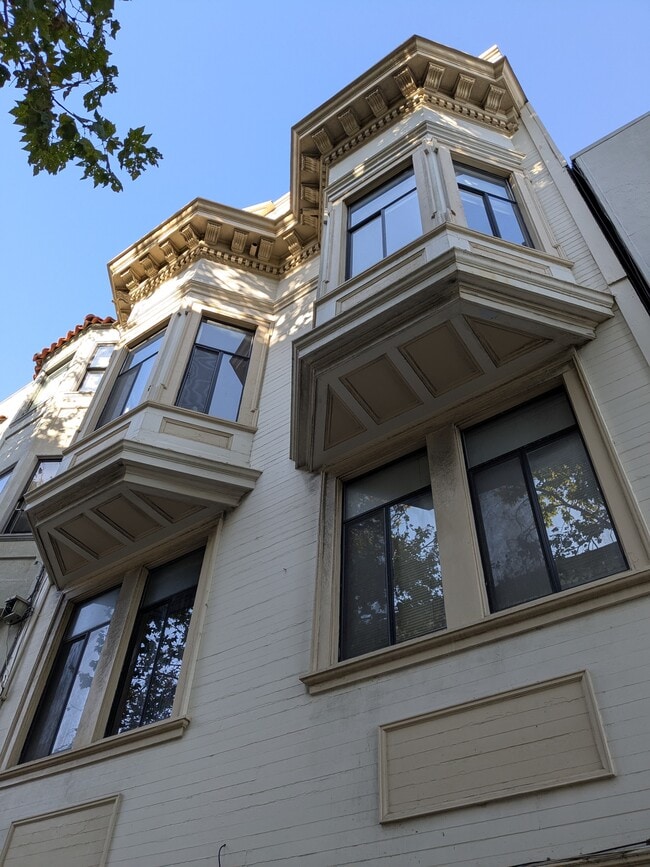 1654 Grant Ave, Unit 1656