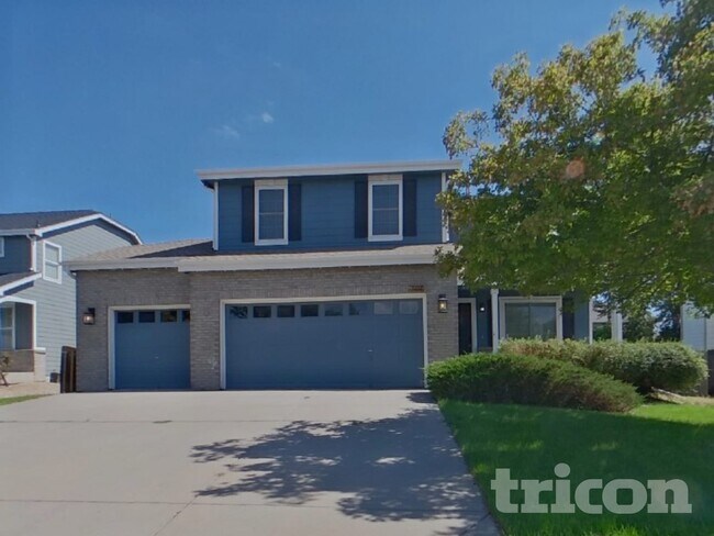13058 Monaco Way in Thornton, CO - Foto de edificio - Building Photo
