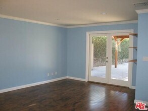 5511 Coldwater Canyon Ave in Los Angeles, CA - Building Photo - Building Photo