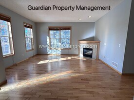 523 2nd St NE in Hopkins, MN - Building Photo