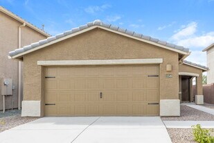 12549 W Red Orchid St in Marana, AZ - Building Photo
