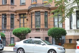 22 W 85th St in New York, NY - Building Photo - Building Photo
