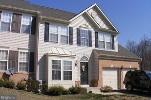 5055 Woods Line Dr in Aberdeen, MD - Building Photo