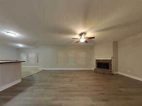 12043 Belle Ct in Pinehurst, TX - Building Photo - Building Photo