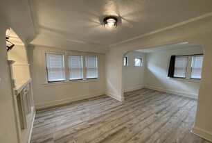 3158 N 39th St in Milwaukee, WI - Building Photo