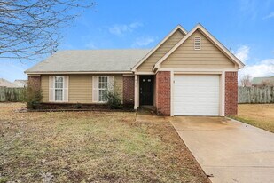 4153 Anderton Blvd in Horn Lake, MS - Building Photo