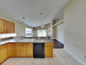 100 Fieldstream North Blvd in Orlando, FL - Building Photo - Building Photo