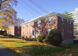15-21 Merrill Ave in Quincy, MA - Foto de edificio - Building Photo