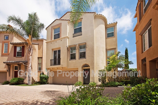 property at 2917 Villas Way