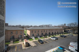 150 N Ashland Ave in Chicago, IL - Building Photo - Building Photo