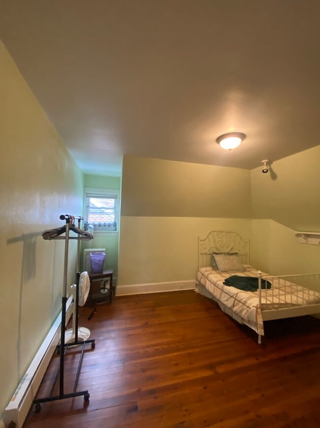 4715 Wallingford St in Pittsburgh, PA - Building Photo - Building Photo