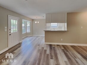 106 Boardwalk St in Midlothian, TX - Foto de edificio - Building Photo