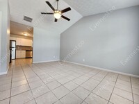 415 Reed Way photo'