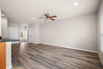 1875 Sommarie Wy in Tarpon Springs, FL - Building Photo - Building Photo