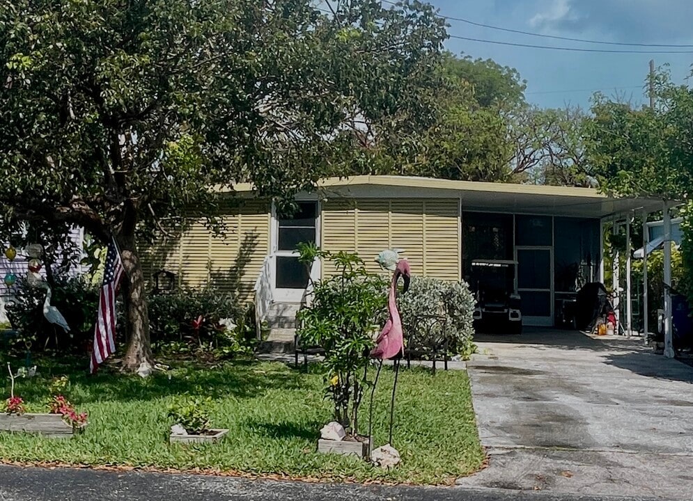 710 N Silver Cir in Key Largo, FL - Building Photo