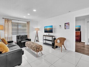 1201 NW 5th Ave, Unit 1 in Fort Lauderdale, FL - Building Photo - Building Photo