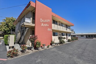 Bascom Arms Apartments in San Jose, CA - Building Photo - Building Photo