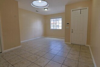 21211 NW 14th Pl in Miami Gardens, FL - Building Photo - Building Photo