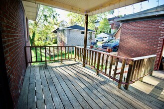 218-2 Pennsylvania Blvd, Unit Floor 2 in Pittsburgh, PA - Building Photo - Building Photo