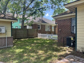 730 E 36th St in Savannah, GA - Building Photo - Building Photo
