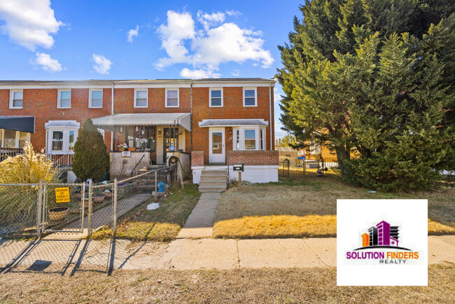 8433 Kavanagh Rd in Dundalk, MD - Building Photo - Building Photo
