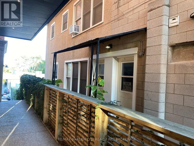 1419 Pelham St in Pelham, ON - Building Photo - Building Photo