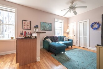 6721 N Lakewood Ave in Chicago, IL - Building Photo - Building Photo