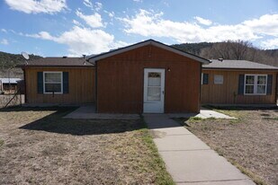 8008 County Rd 69.1 in Trinidad, CO - Building Photo