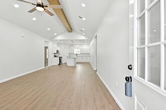 6105 Woodrow St in Texas City, TX - Building Photo - Building Photo