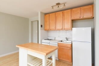 450 W Wellington Ave in Chicago, IL - Building Photo - Building Photo