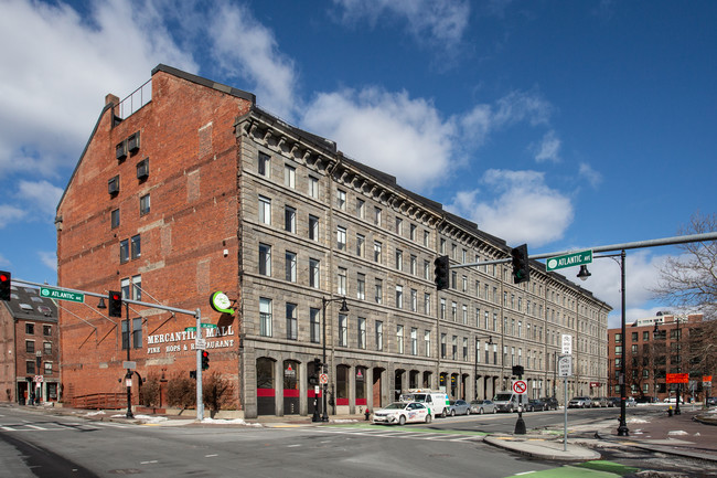 Mercantile Wharf in Boston, MA - Foto de edificio - Building Photo