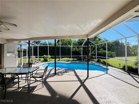 3019 SE 5th Pl in Cape Coral, FL - Building Photo