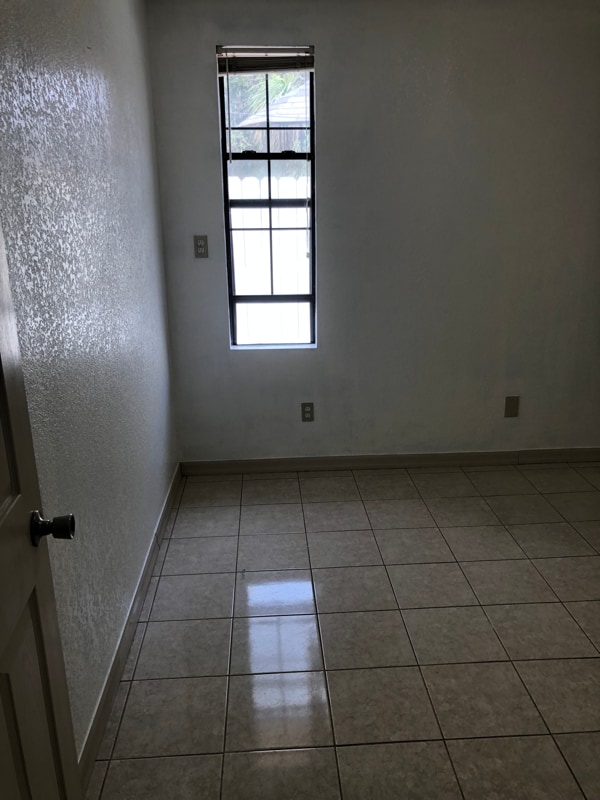 2000 S 32nd St in McAllen, TX - Building Photo - Building Photo