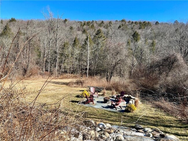 2 Valley Rd in Washington, CT - Building Photo - Building Photo
