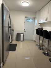6104 Cresthaven Ct in Hollywood, FL - Foto de edificio - Building Photo