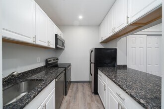 44 Sherman Ave in Jersey City, NJ - Building Photo - Building Photo