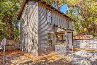 210 Sedberry St in Fayetteville, NC - Building Photo - Building Photo
