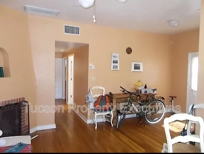 1220 N Olsen Ave in Tucson, AZ - Building Photo - Building Photo