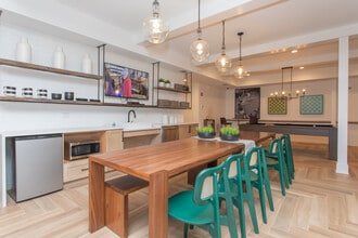 The Ashford in Brookhaven, GA - Building Photo - Interior Photo