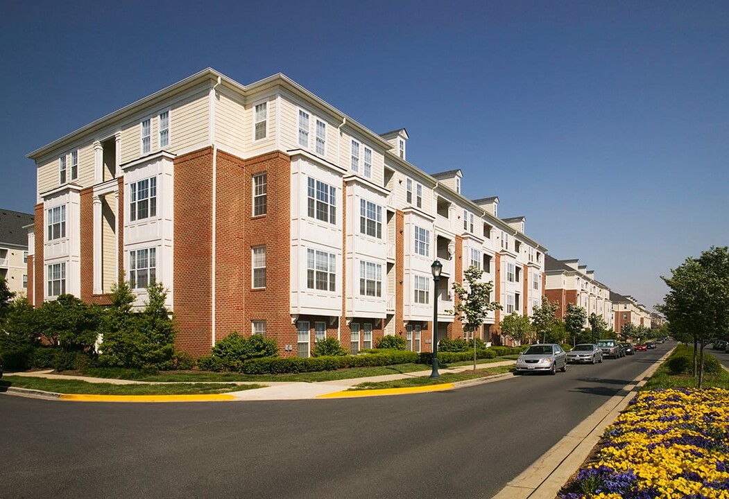 The Residences at King Farm in Rockville, MD - Building Photo