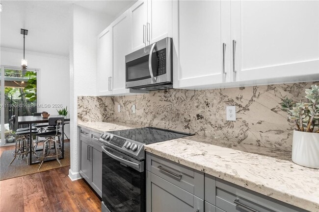 4410 Morgan Ln in Cooper City, FL - Building Photo - Building Photo