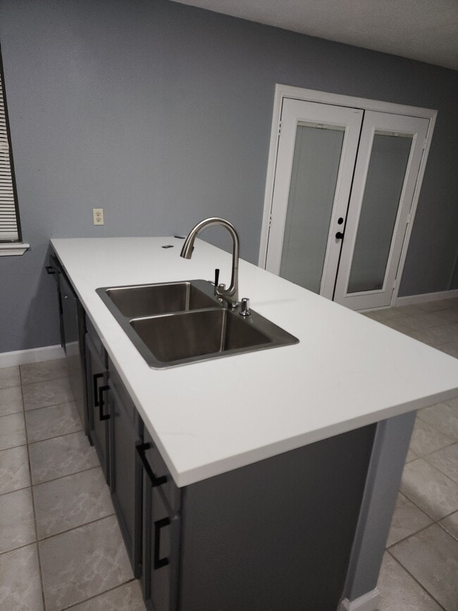 property at 517 S Downing St